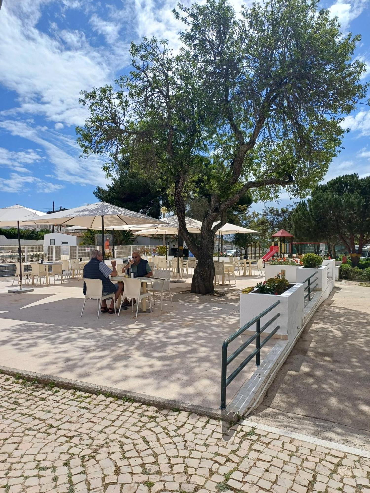 Parque De Campismo Orbitur Valverde 2* Luz